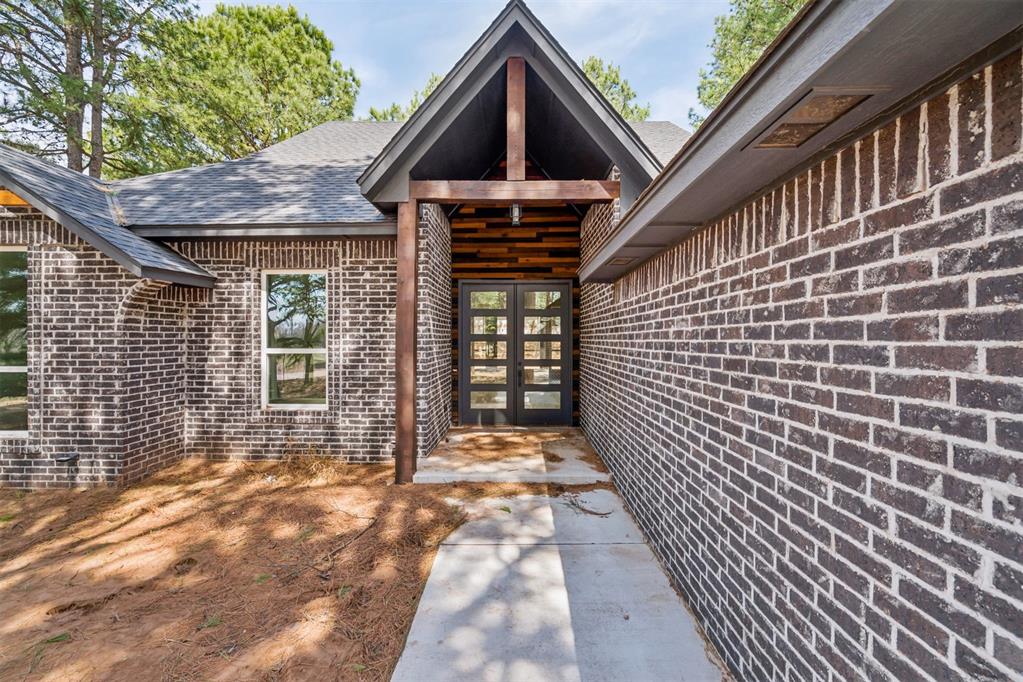 9380 Tallpines Road Property Photo 4