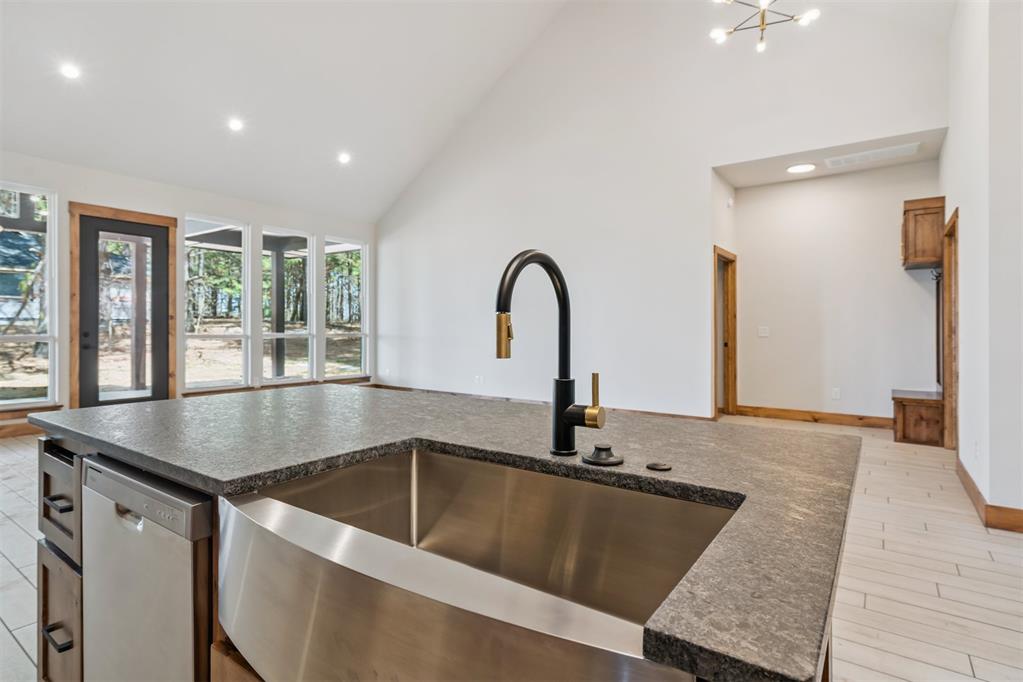 9380 Tallpines Road Property Photo 15