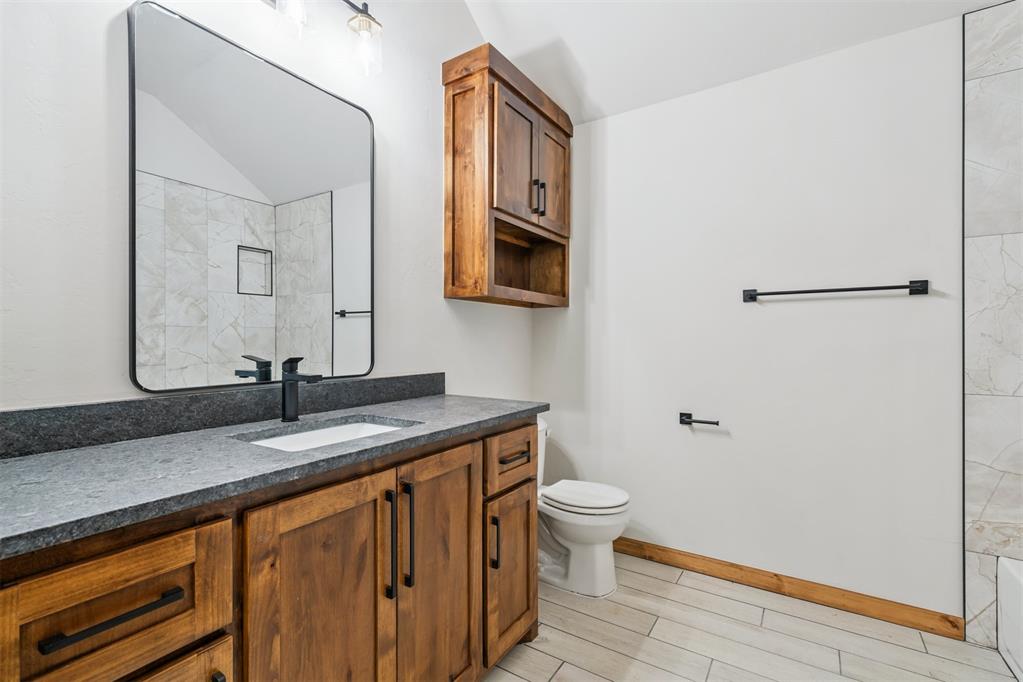 9380 Tallpines Road Property Photo 32
