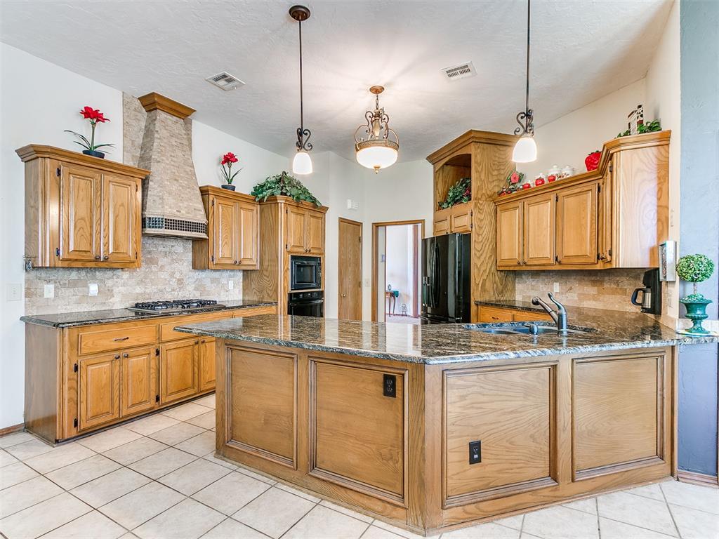 1309 Nw 196th Street Property Photo 36