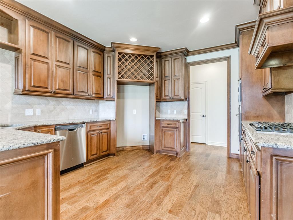 912 Trisha Lane Property Photo 8