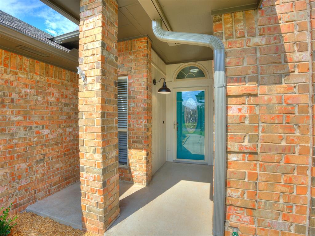 2901 Danielle Terrace Property Photo 3