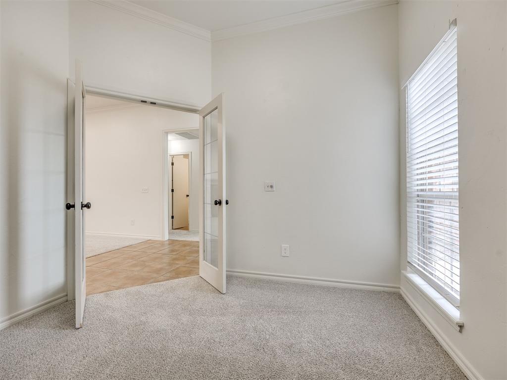 2901 Danielle Terrace Property Photo 7