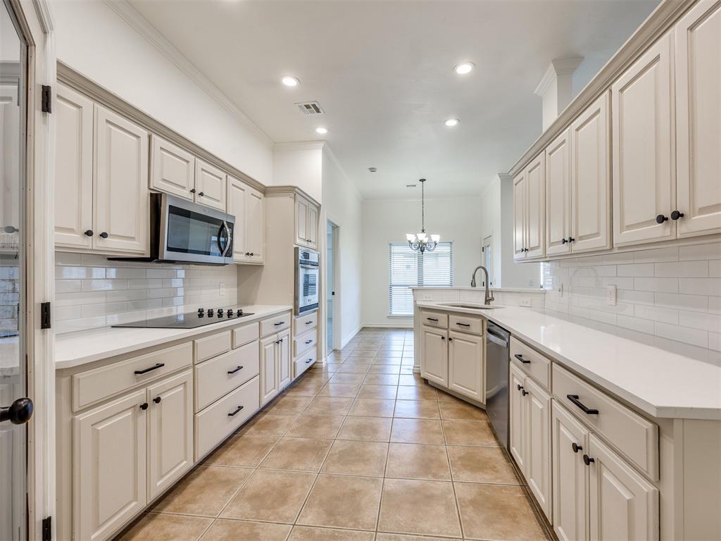 2901 Danielle Terrace Property Photo 16