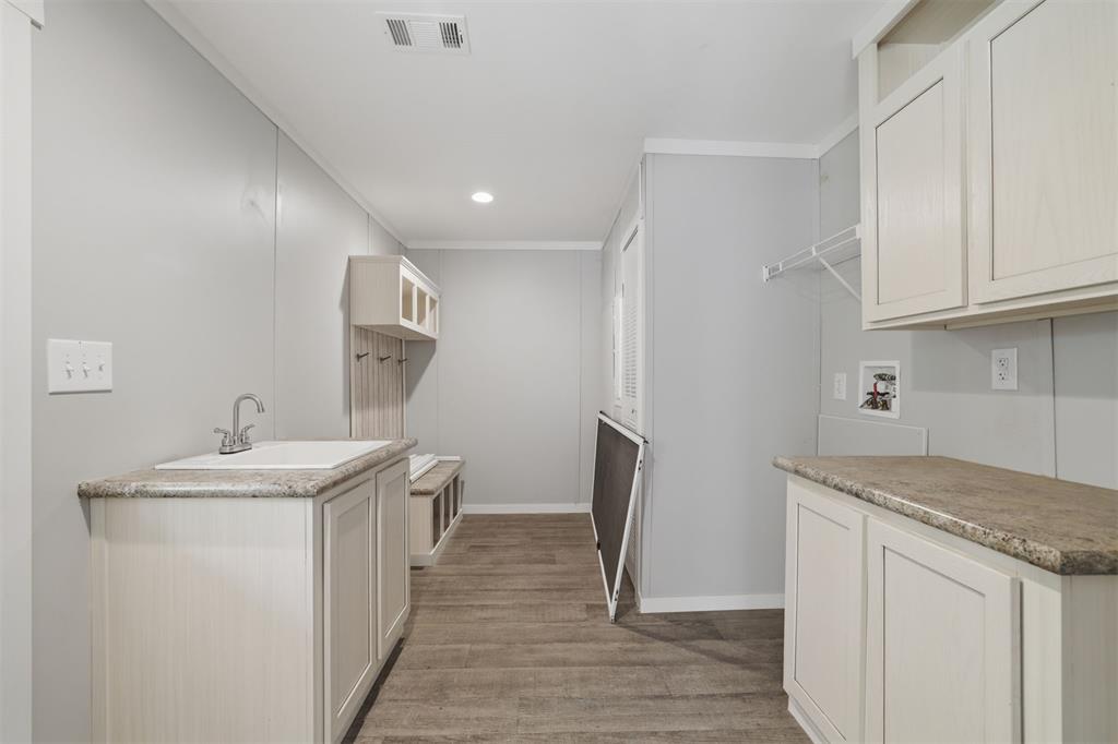 381 S Ridge Road Property Photo 6