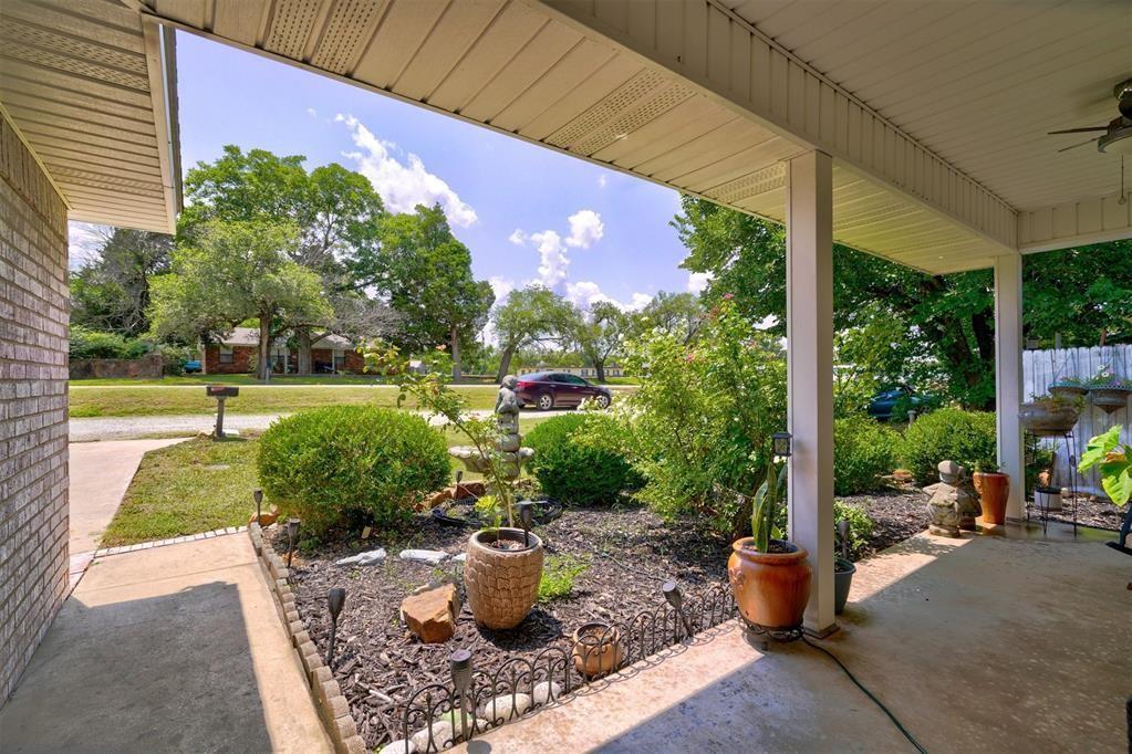 1602 Boren Boulevard Property Photo 3