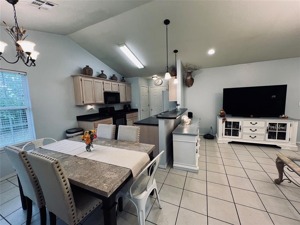 1602 Boren Boulevard Property Photo 7