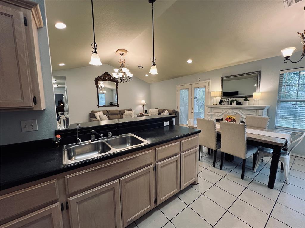 1602 Boren Boulevard Property Photo 10