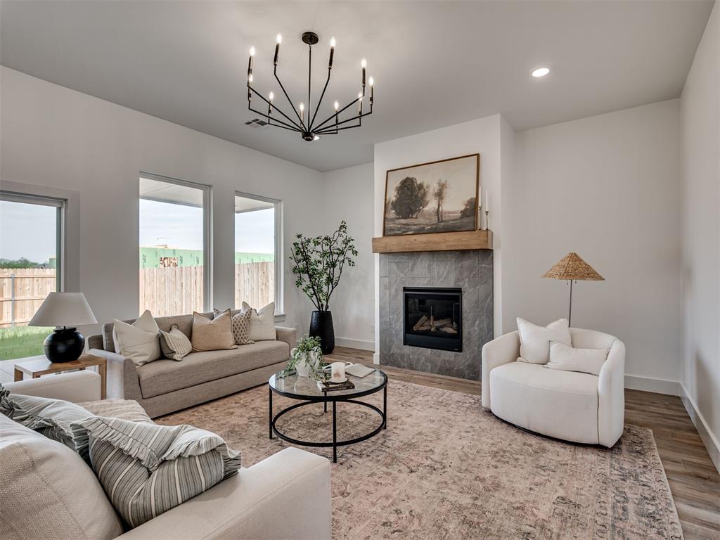 16105 Navarra Way Property Photo 2