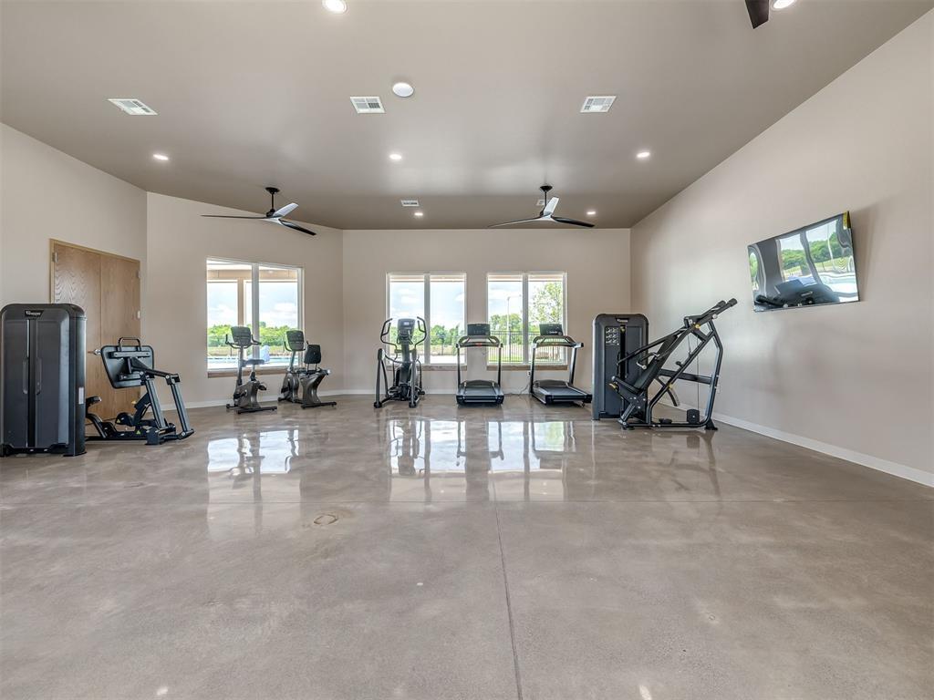 16105 Navarra Way Property Photo 4