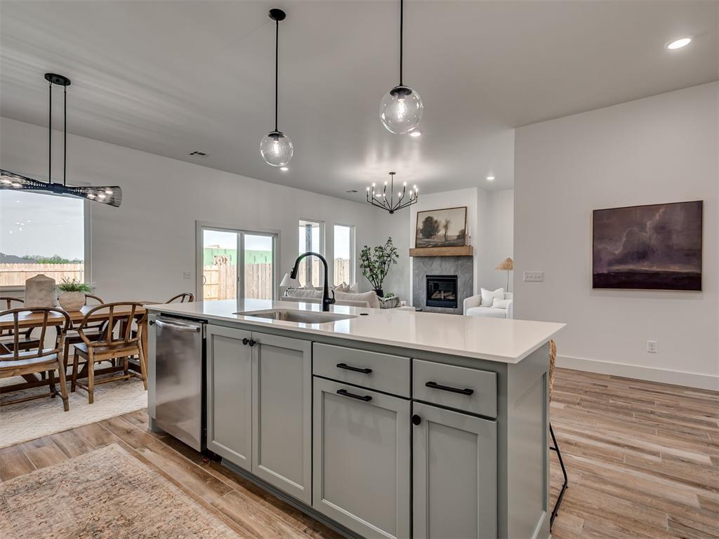 16105 Navarra Way Property Photo 11