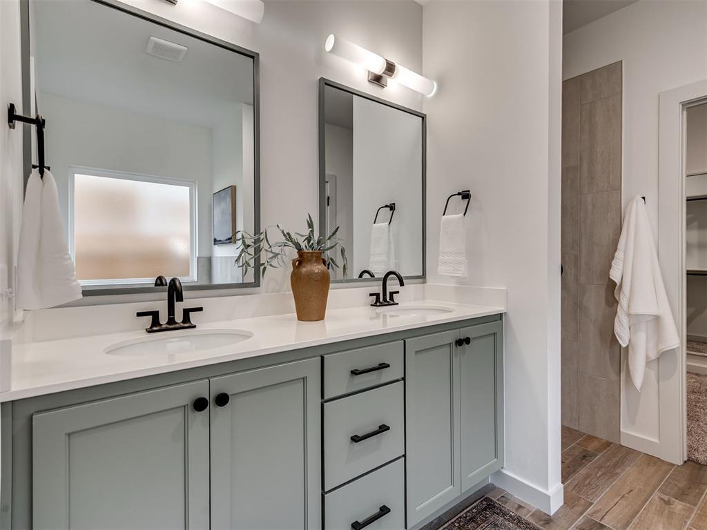 16105 Navarra Way Property Photo 14