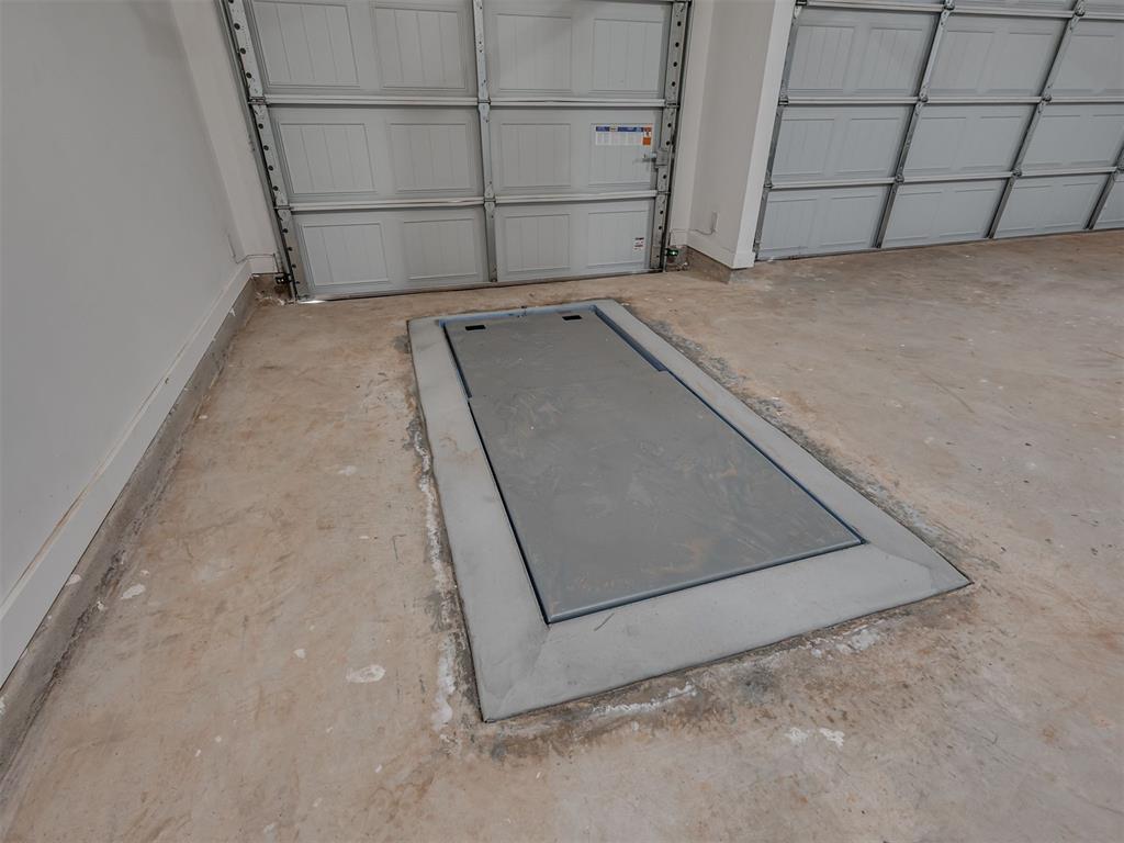16105 Navarra Way Property Photo 33