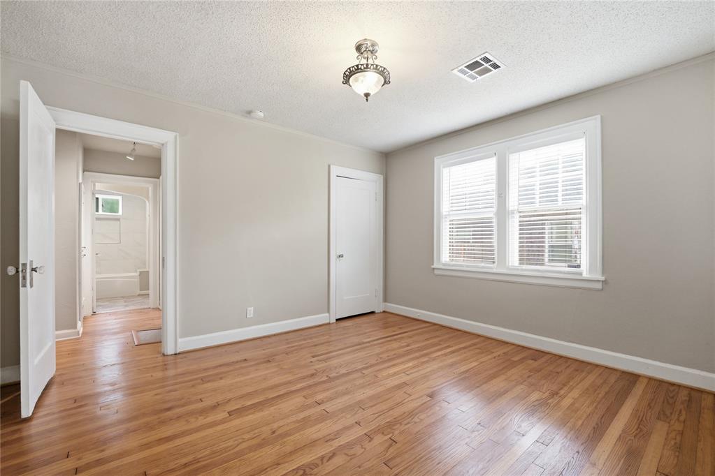 937 Ne 20th Street Property Photo 15