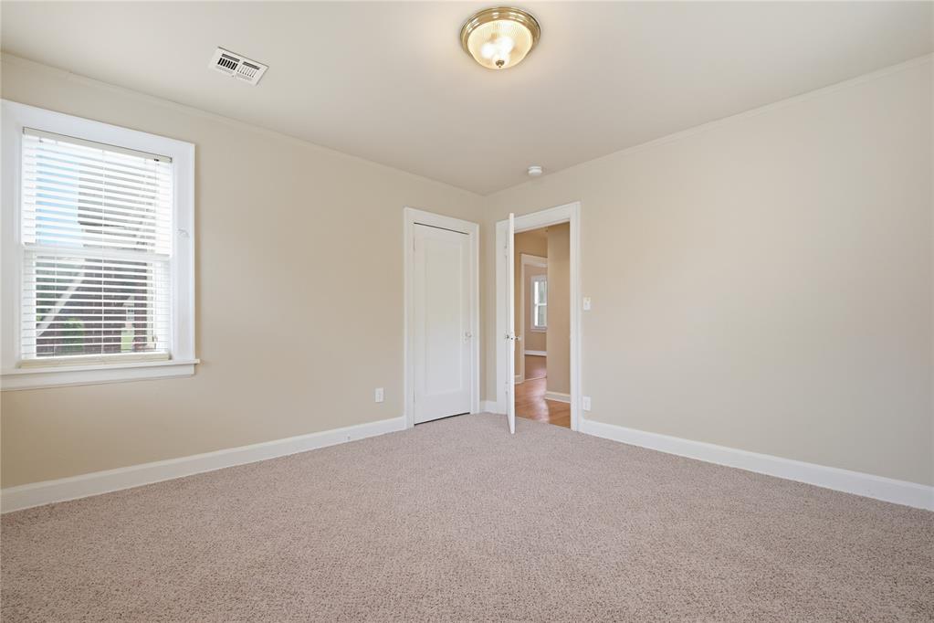 937 Ne 20th Street Property Photo 18