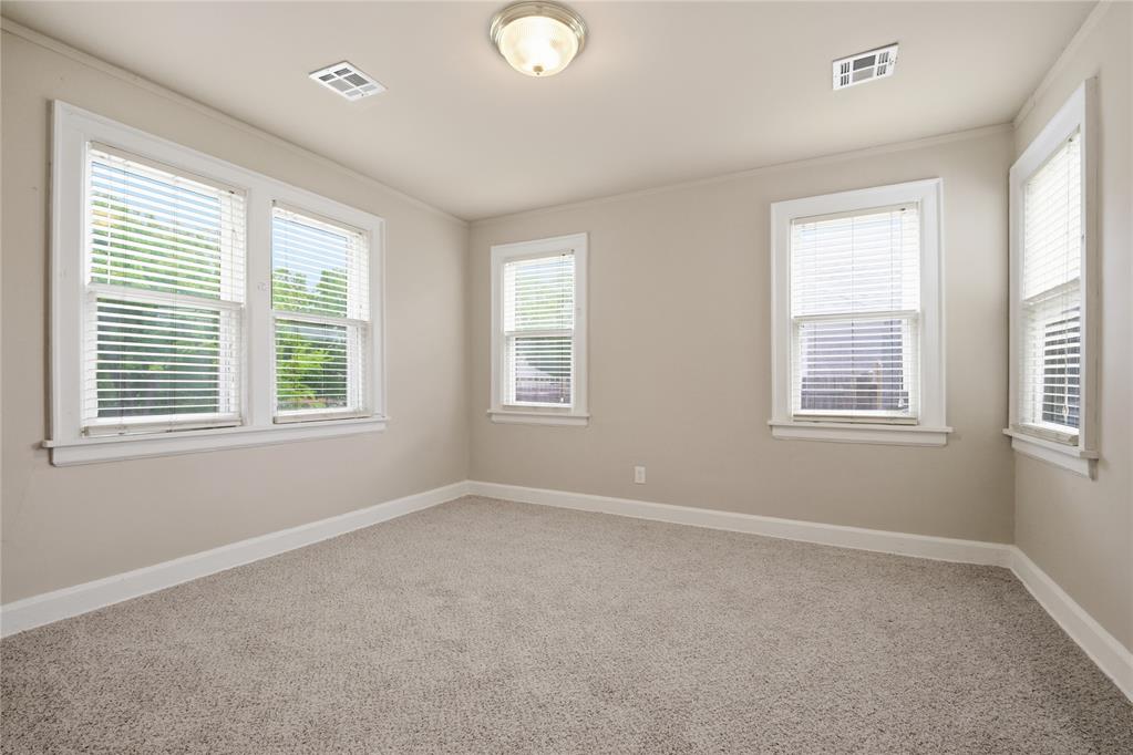937 Ne 20th Street Property Photo 19