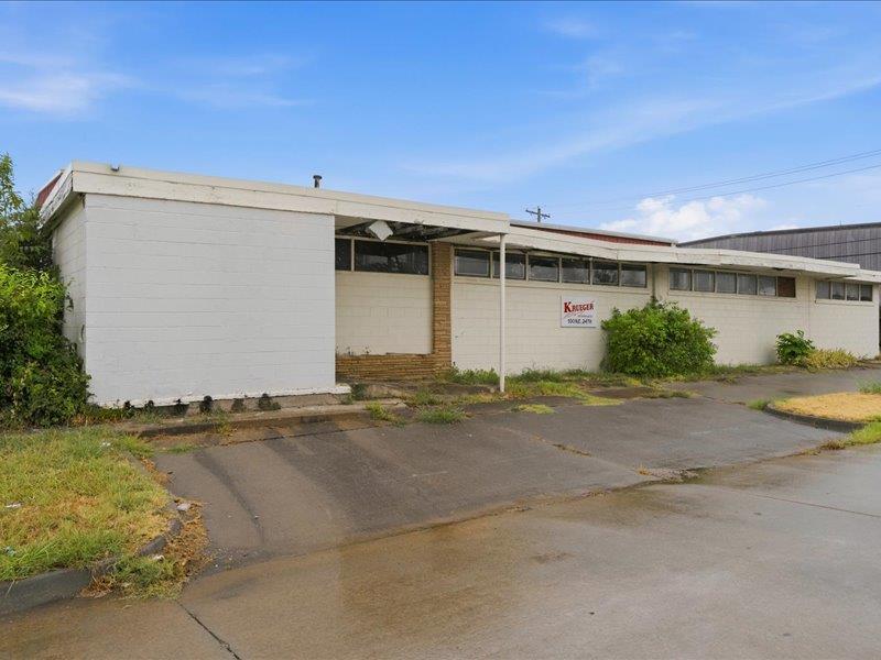 100 Ne 24th Street Property Photo 1