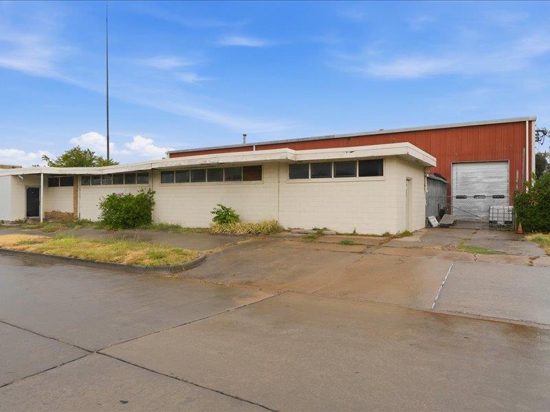 100 Ne 24th Street Property Photo 3