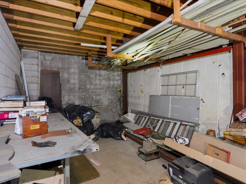 100 Ne 24th Street Property Photo 23