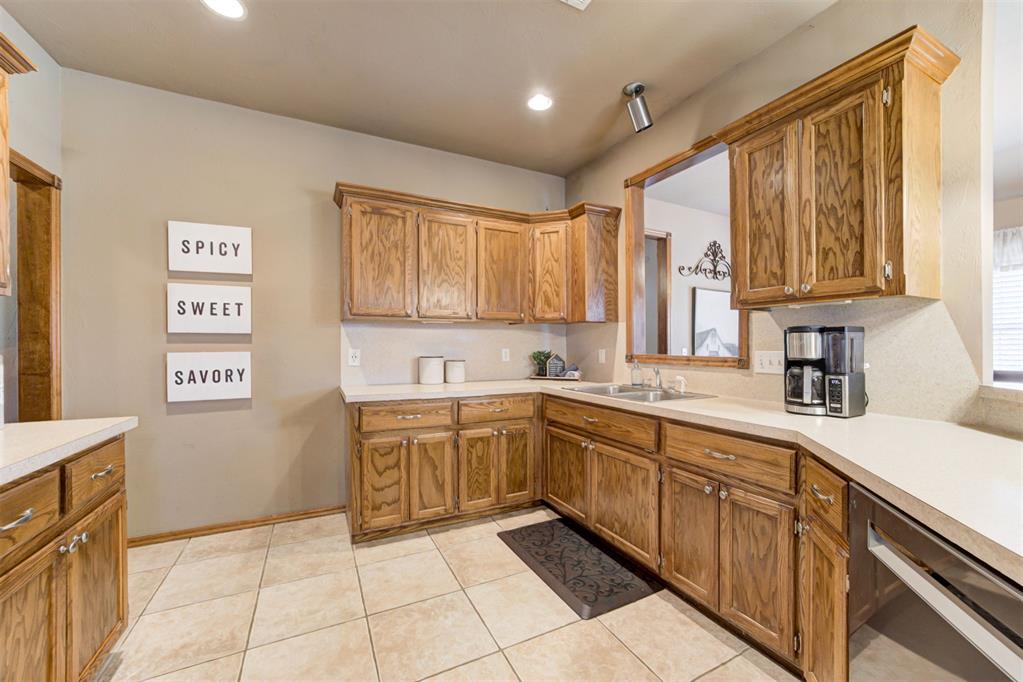 3470 Ne Chuck Wagon Road Property Photo 11
