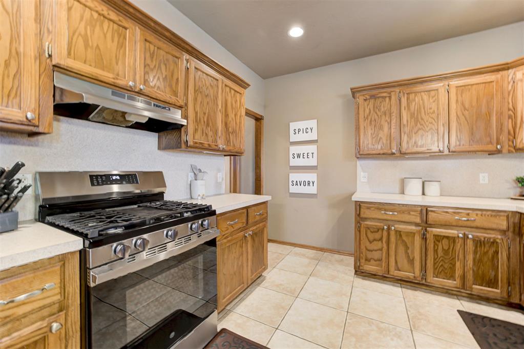 3470 Ne Chuck Wagon Road Property Photo 12