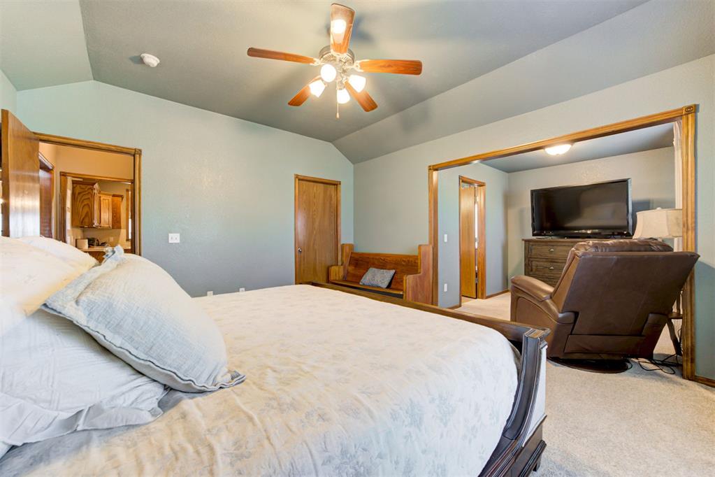 3470 Ne Chuck Wagon Road Property Photo 16