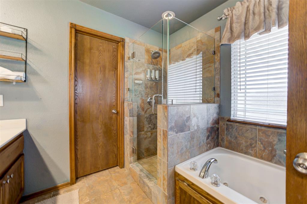 3470 Ne Chuck Wagon Road Property Photo 19
