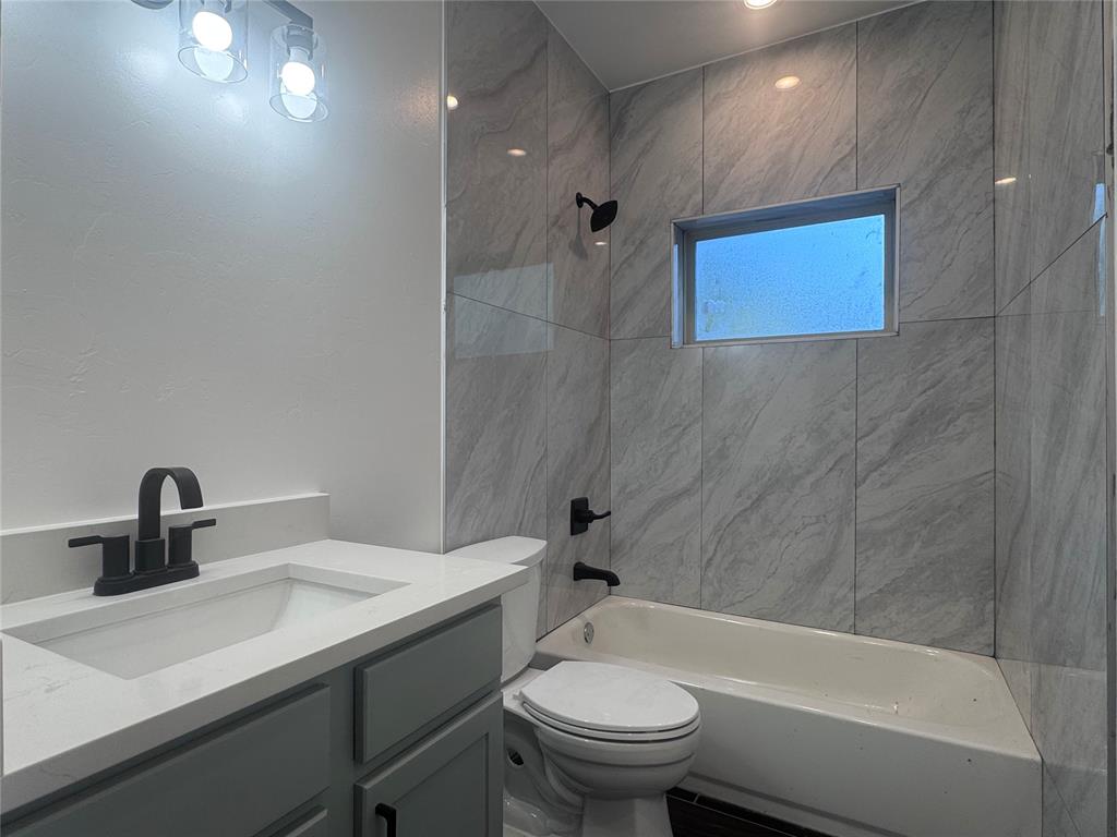 3216 Nw Drexel Court Property Photo 16