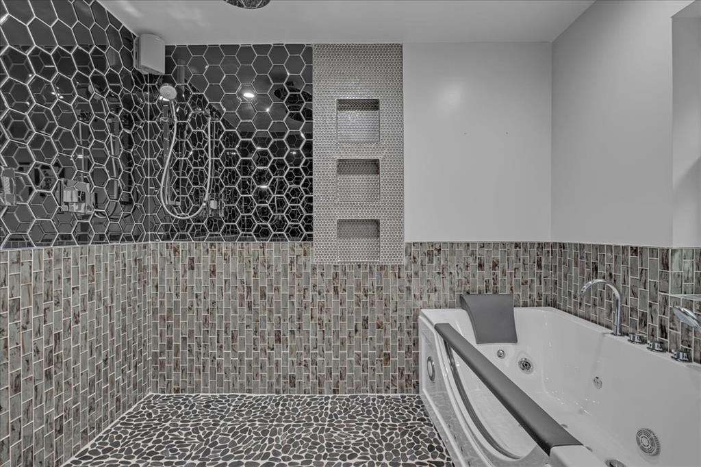 662 Se 4439 Loop Property Photo 28