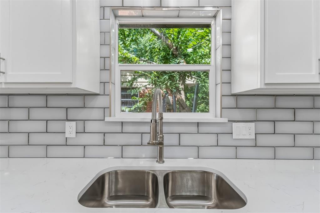 321 Nw 91st Street Property Photo 13