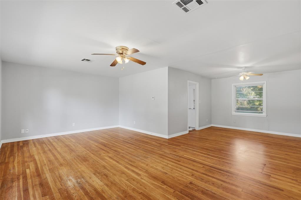 1207 Huntington Way Property Photo 6