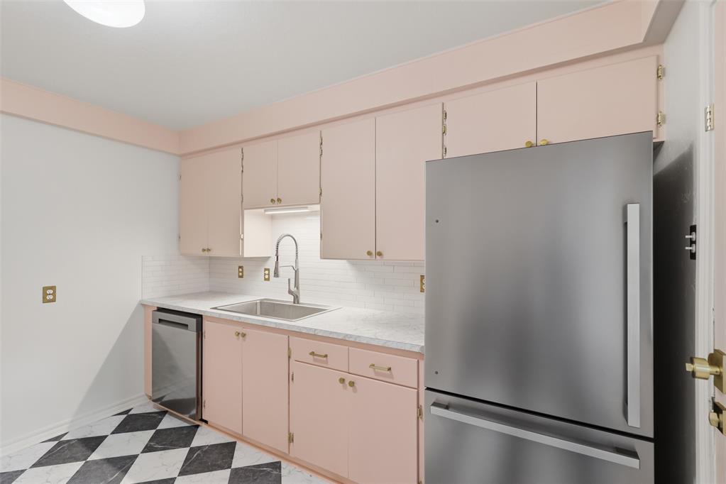 1207 Huntington Way Property Photo 10