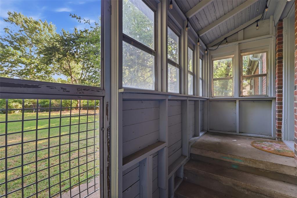 1207 Huntington Way Property Photo 22
