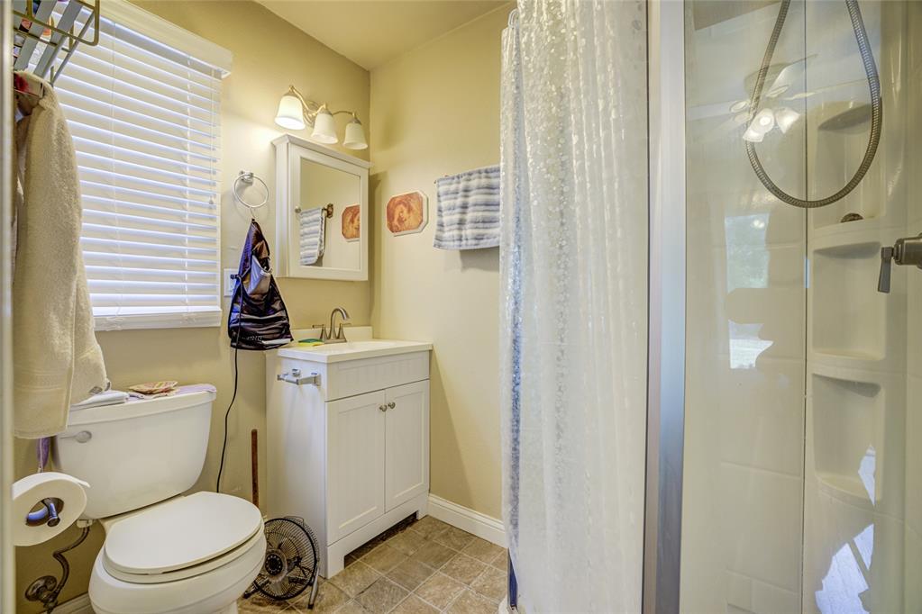 913 E Comanche Street Property Photo 16
