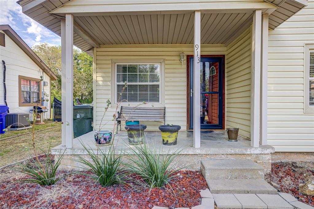 913 E Comanche Street Property Photo 18