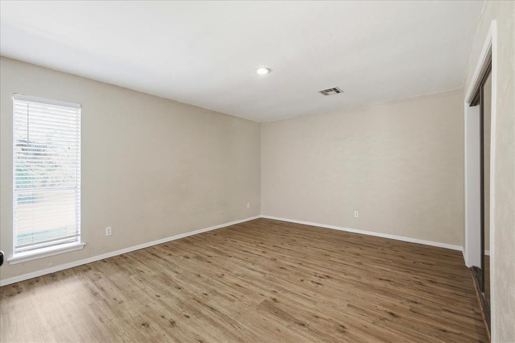 8925 N Eagle Lane Property Photo 14