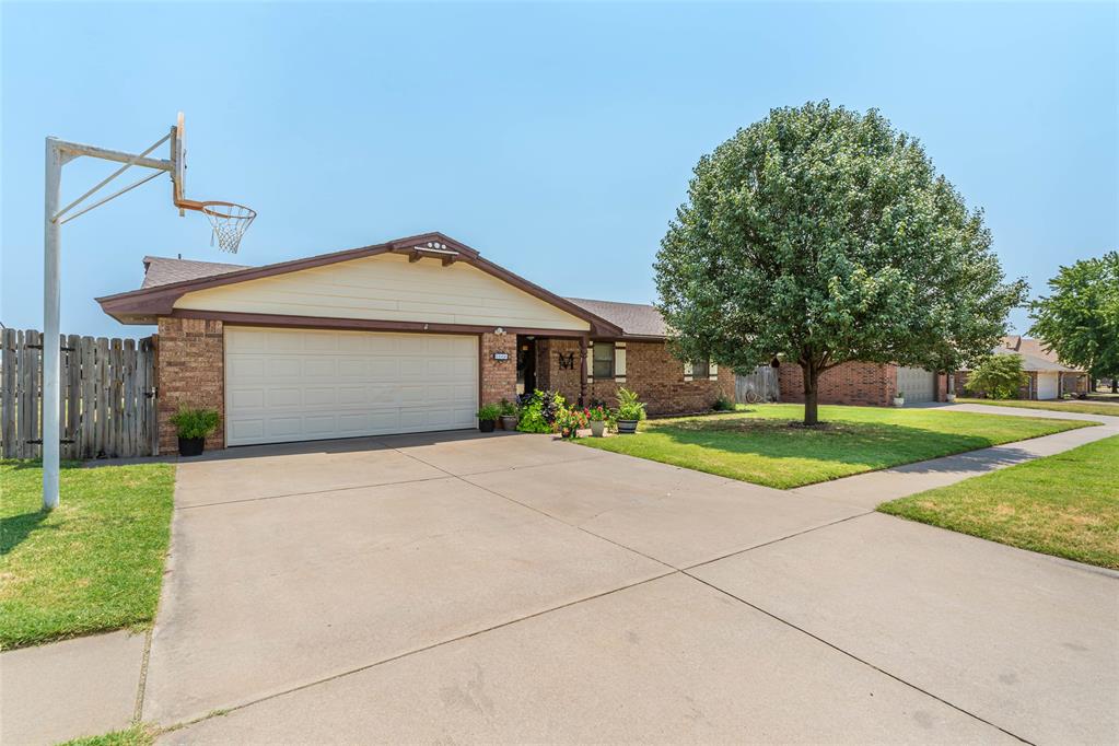 1006 Stonegate Drive Property Photo 1
