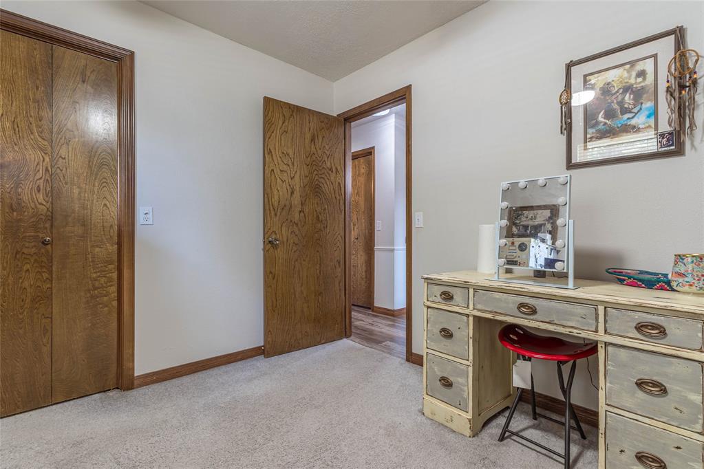 1006 Stonegate Drive Property Photo 10
