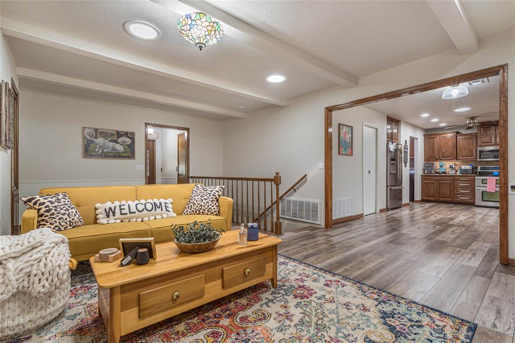 1006 Stonegate Drive Property Photo 13