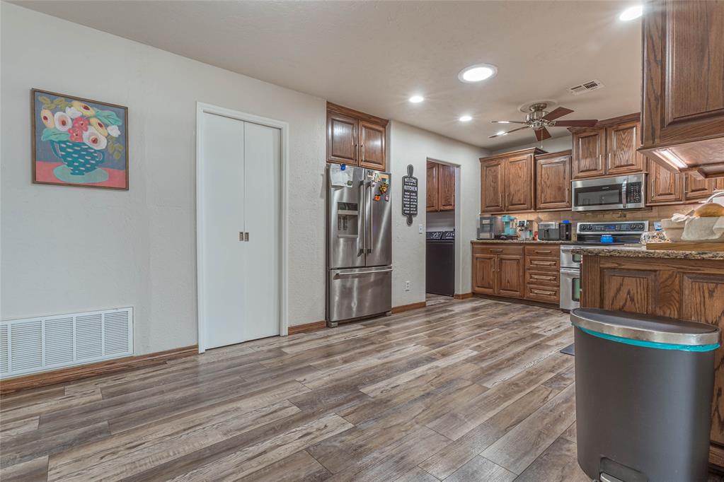 1006 Stonegate Drive Property Photo 19