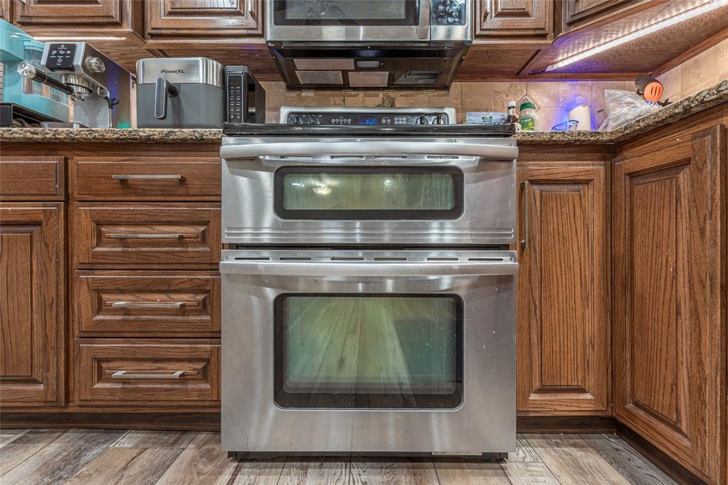 1006 Stonegate Drive Property Photo 24
