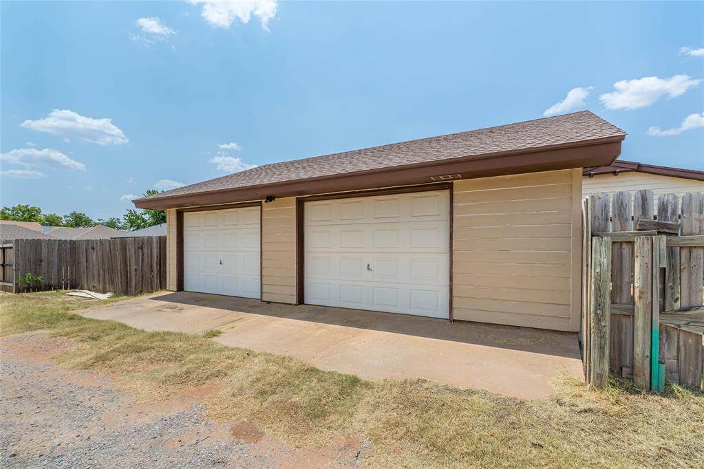 1006 Stonegate Drive Property Photo 35