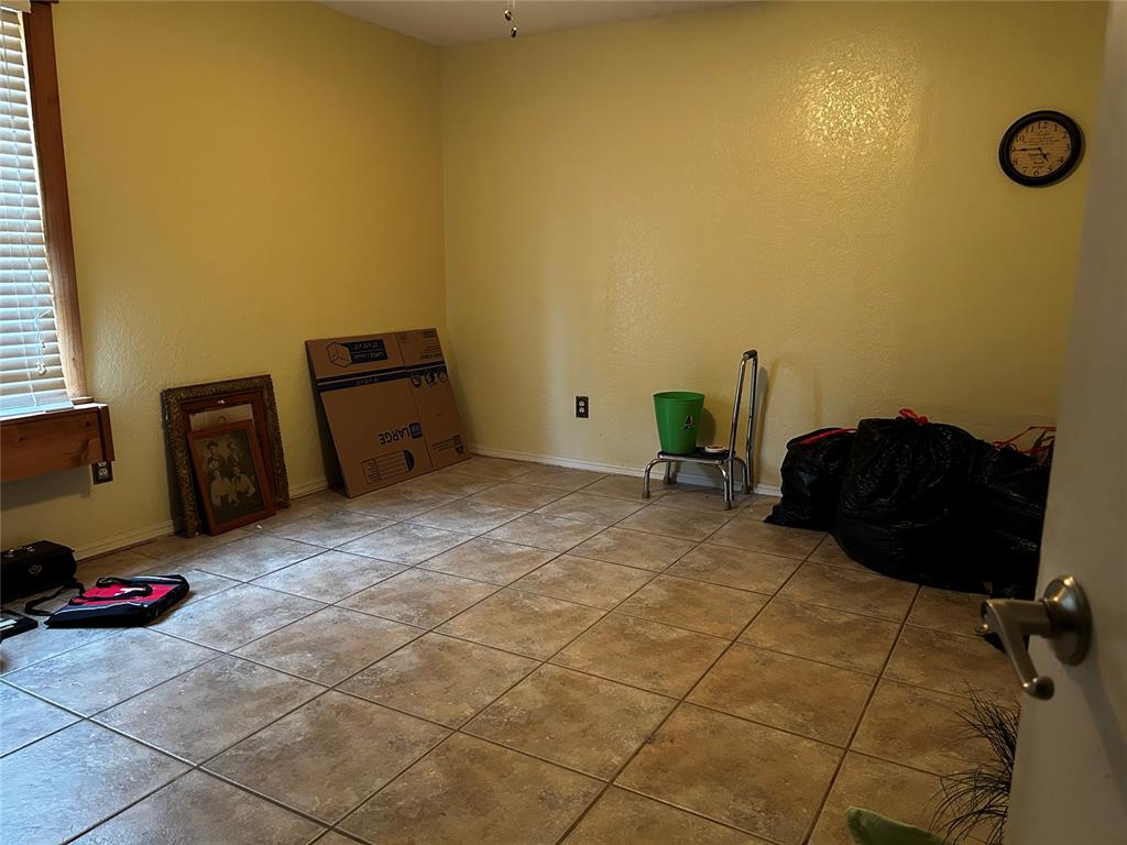 2309 Ne 8th Street Property Photo 10