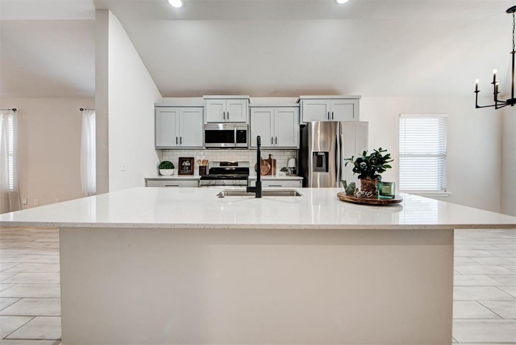 4804 Crystal Hill Drive Property Photo 8
