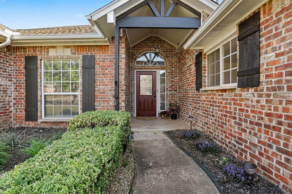 1832 Camden Way Property Photo 1