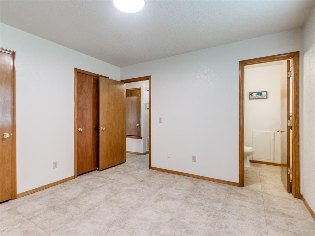 16 Sue Lane Property Photo 32