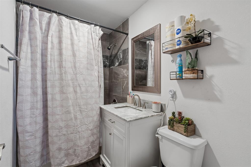 12 Se 40th Street Property Photo 16