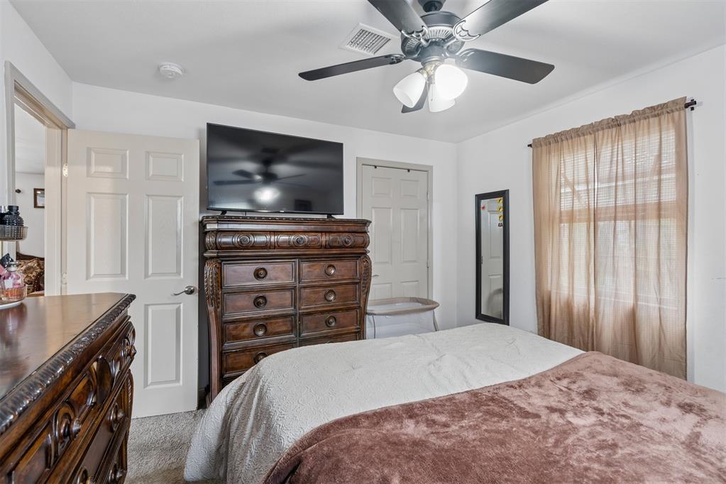 12 Se 40th Street Property Photo 19