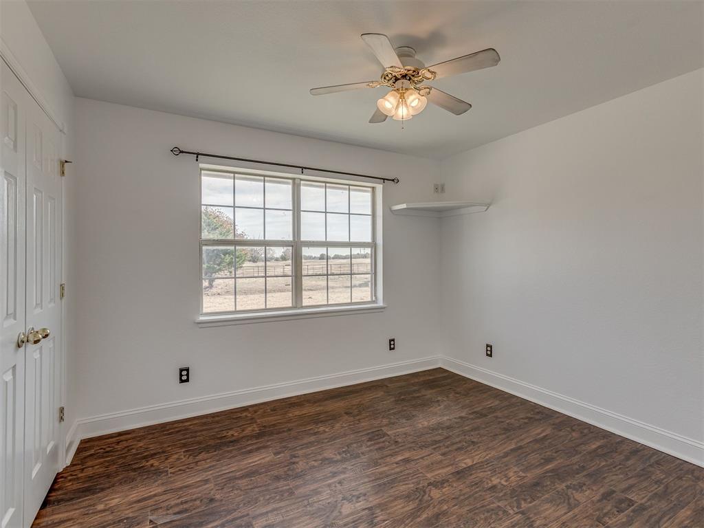 1242385 Property Photo 7