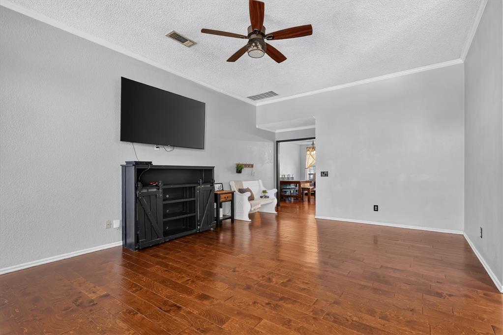 13417 Briar Hollow Drive Property Photo 7